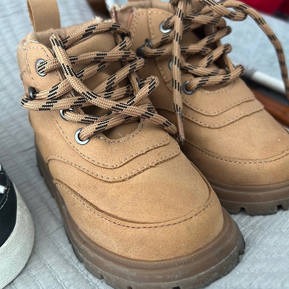 Baby toddler brown boots European Size 21